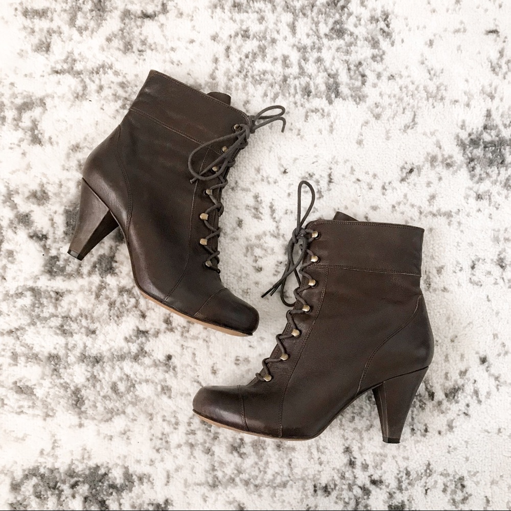 Clarks Indigo Leather Victorian Lace-Up Heeled Boots 7.5
